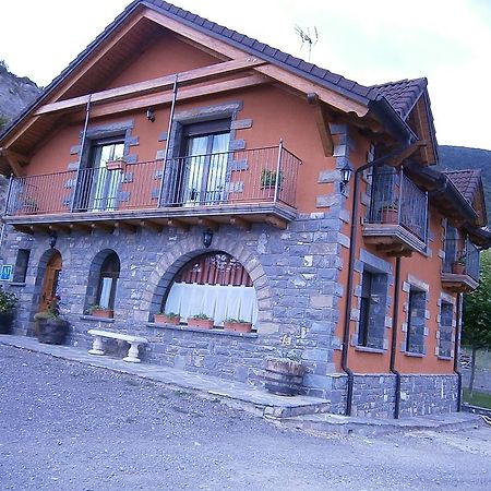 Casa Miguel Periz Apartamento Sorripas Exterior foto